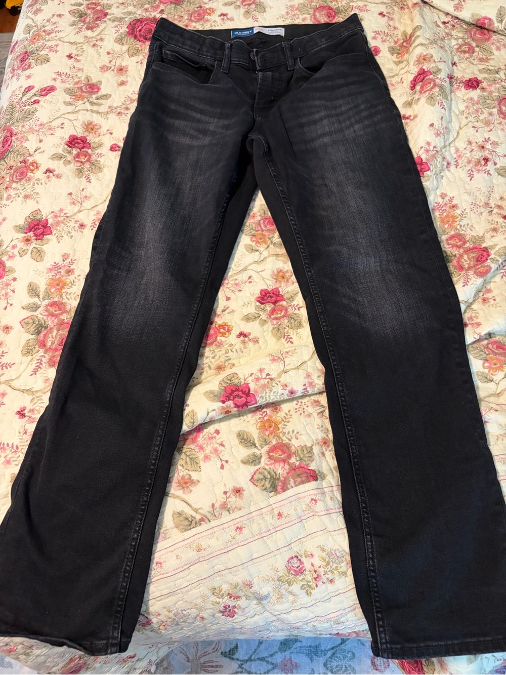 Old Navy Men's Straight-Leg Jeans in Dark Gray